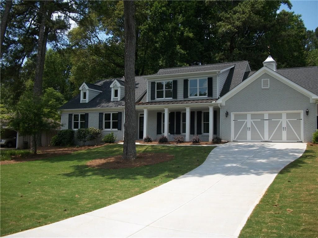 5 bedroom, 3,550 sq ft single family residence sold at 1958 Chesterfield Drive, Atlanta, GA 30345