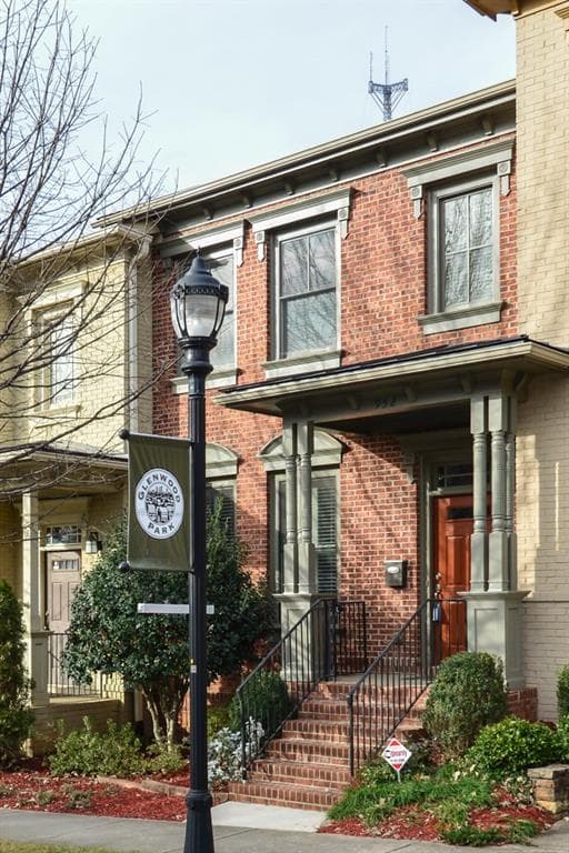 4 bedroom, 2,160 sq ft townhouse sold at 952 Glenwood Avenue, Atlanta, GA 30316