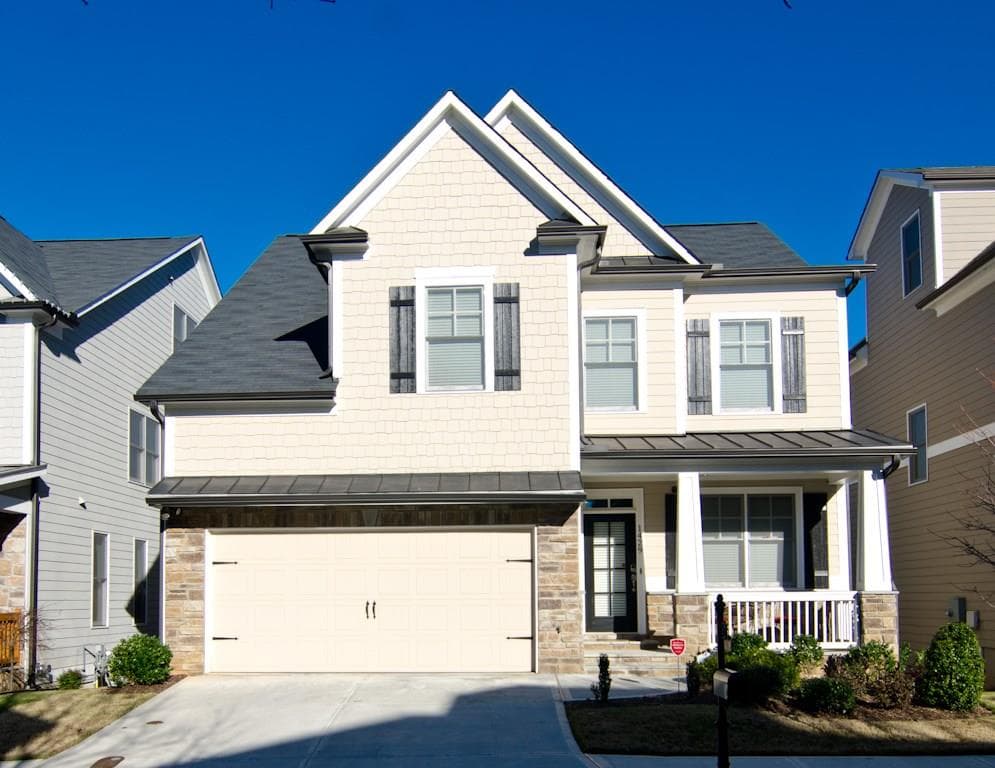 3 bedroom, 2,234 sq ft single family residence sold at 1429 Dupont Commons Circle, Atlanta, GA 30318