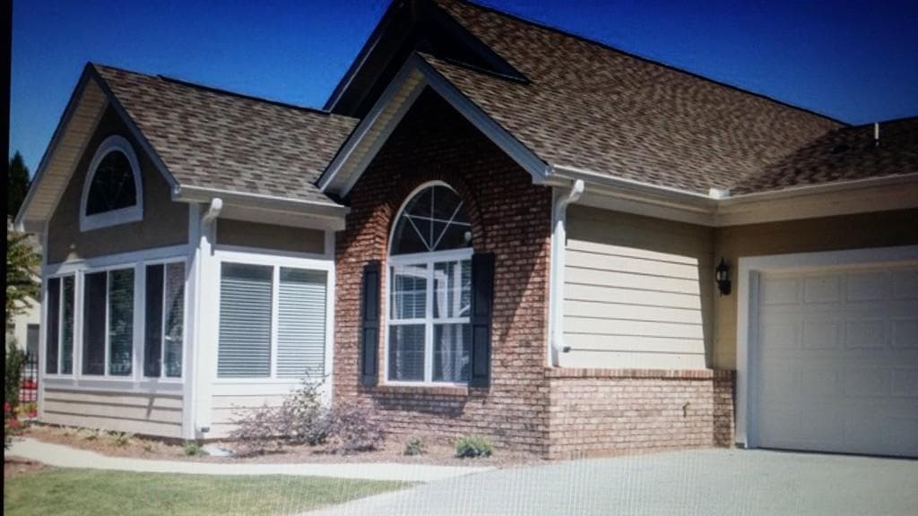 2 bedroom condominium sold at 1004 Cascade Park Drive 10, Atlanta, GA 30331