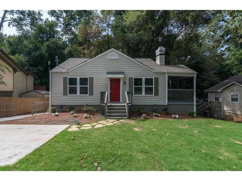 2 bedroom, 1,024 sq ft single family residence sold at 2755 Memorial Drive, Atlanta, GA 30317