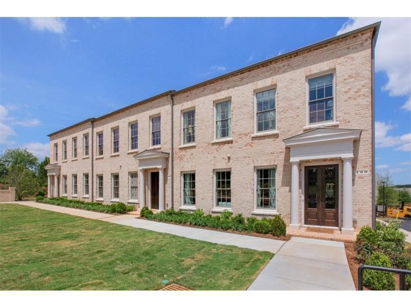 4 bedroom, 3,580 sq ft townhouse sold at 100 Grand Crescent, Alpharetta, GA 30009