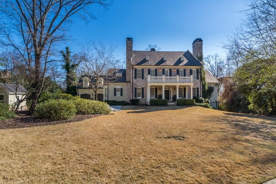 7 bedroom, 8,000 sq ft single family residence sold at 127 Dudley Court, Atlanta, GA 30327