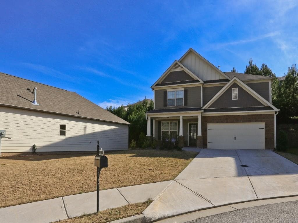 4 bedroom, 2,862 sq ft single family residence sold at 370 Brannigan Court, Union City, GA 30291
