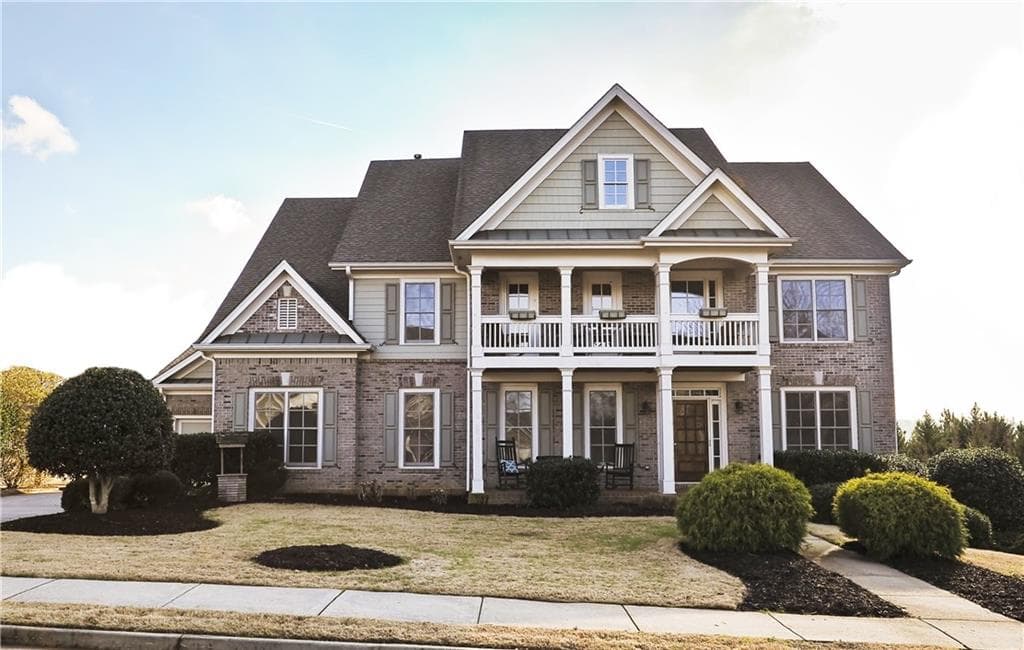 5 bedroom, 4,000 sq ft single family residence sold at 404 N Cascades Circle, Canton, GA 30114