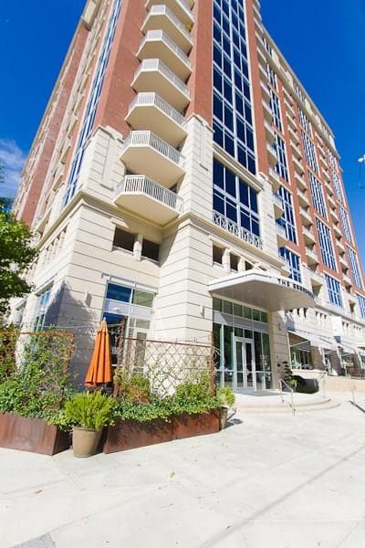 2 bedroom, 1,834 sq ft condominium sold at 1820 Peachtree Street 810, Atlanta, GA 30309