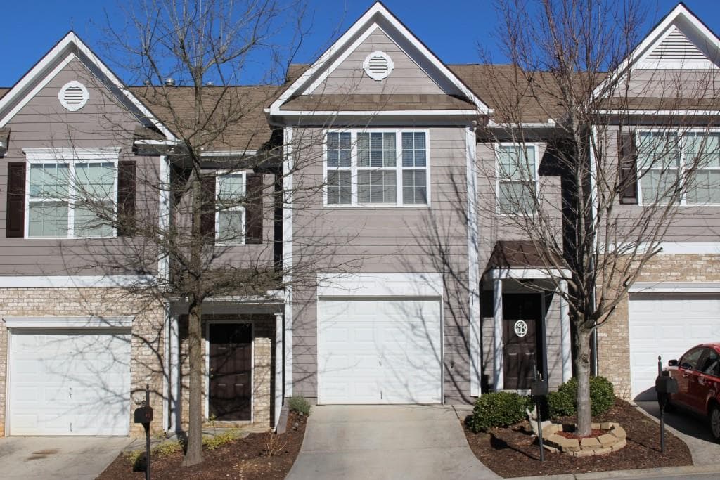 6604 Splashwater Drive 6604, Flowery Branch, GA 30542 — most recent listing photo