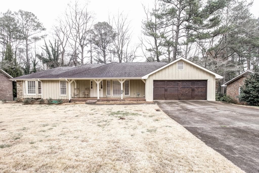 3 bedroom, 1,737 sq ft single family residence sold at 1235 Land O Lakes Drive, Roswell, GA 30075