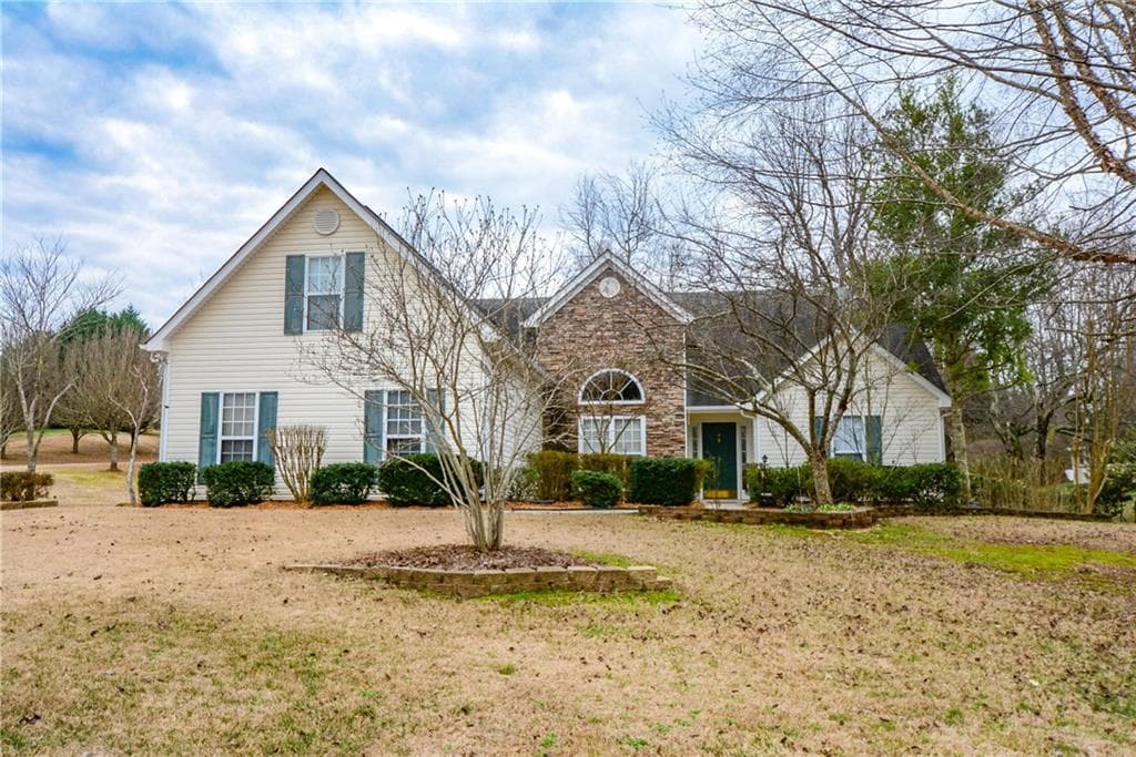 6074 Hillsdale Circle, Flowery Branch, GA 30542 — most recent listing photo