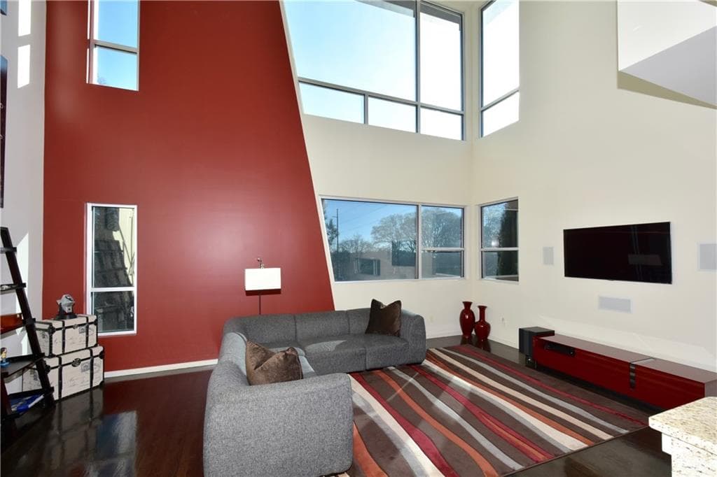 3 bedroom, 2,250 sq ft condominium sold at 201 Howard Street Unit 1, Atlanta, GA 30317