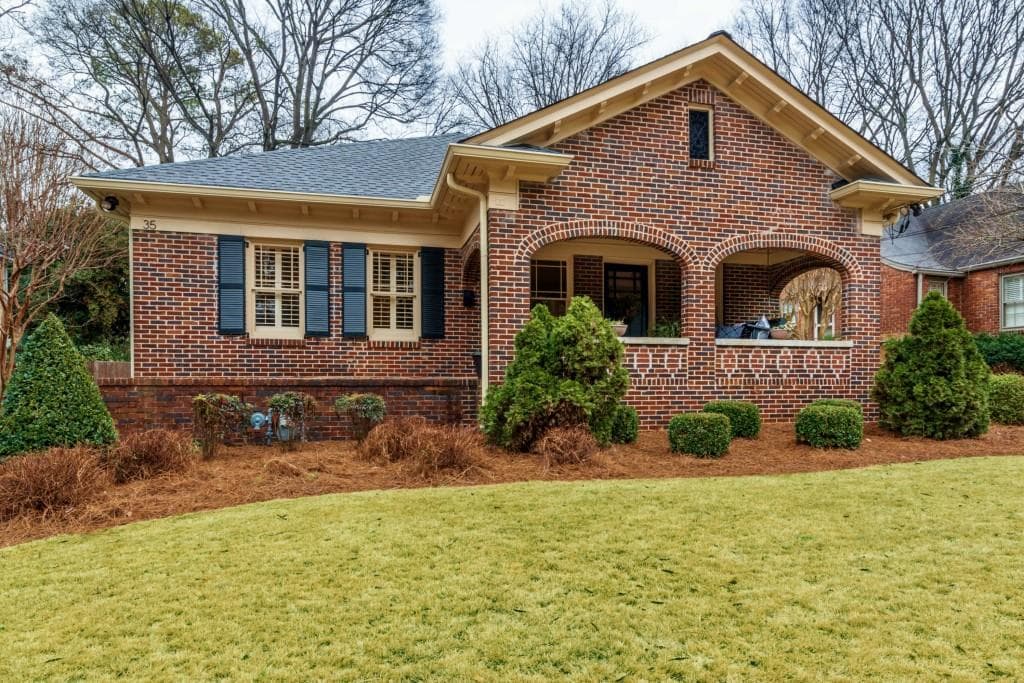 3 bedroom, 1,544 sq ft single family residence sold at 35 Alden Avenue, Atlanta, GA 30309