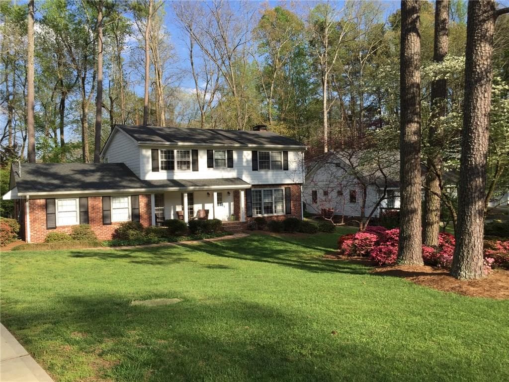4 bedroom, 3,126 sq ft single family residence sold at 2529 Flair Knoll Court, Atlanta, GA 30345