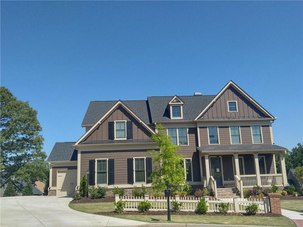 5 bedroom, 4,021 sq ft single family residence sold at 4030 Pinebrook Circle, Cumming, GA 30028