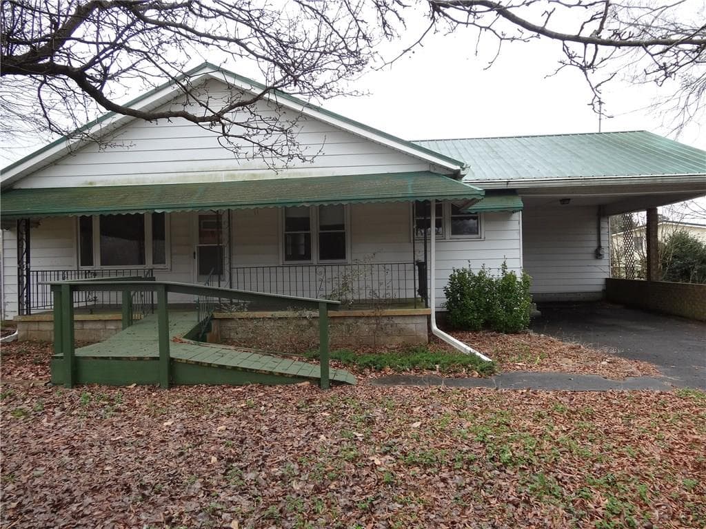 2 bedroom single family residence sold at 6707 FAIRMONT Highway, Calhoun, GA 30701