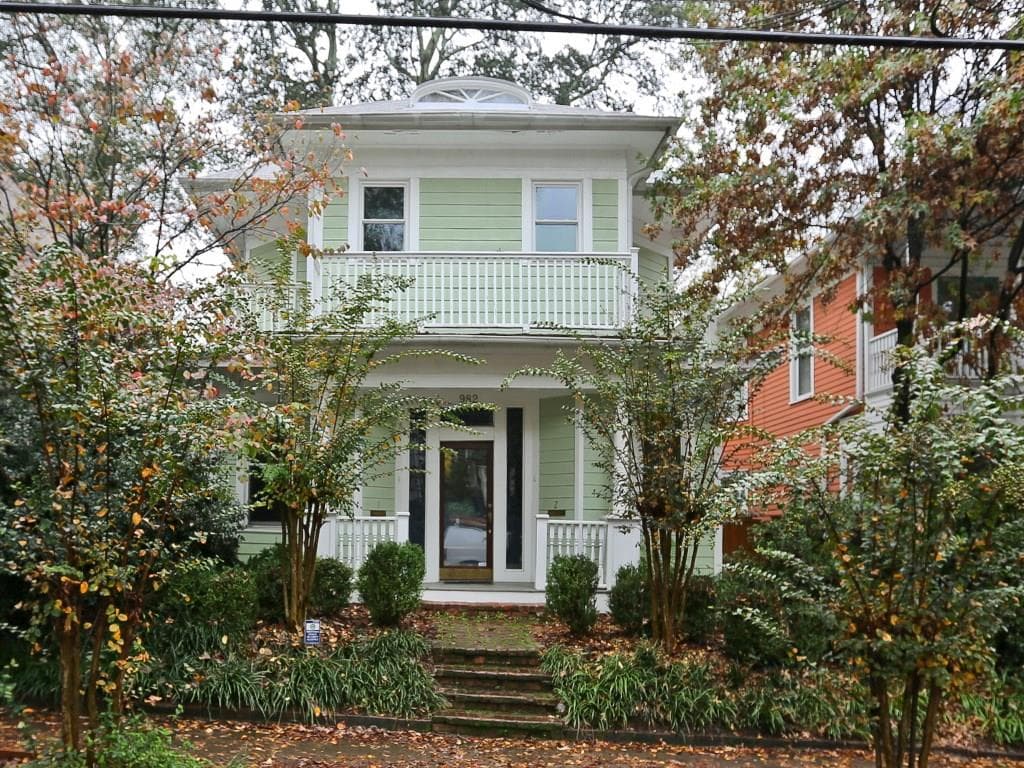 5 bedroom, 3,552 sq ft single family residence sold at 982 Myrtle Street, Atlanta, GA 30309