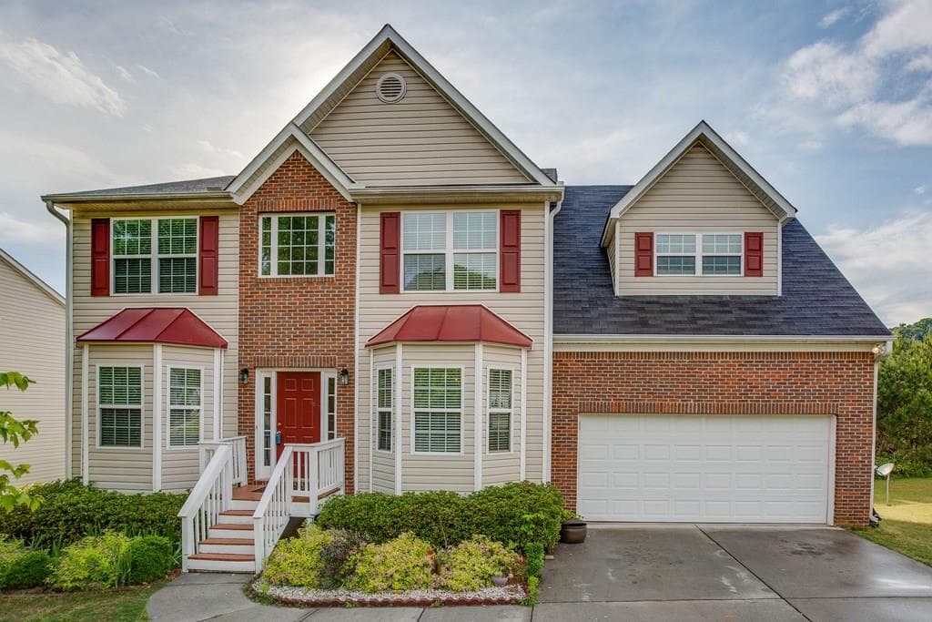 5502 Skylar Creek Lane, Buford, GA 30518 — most recent listing photo
