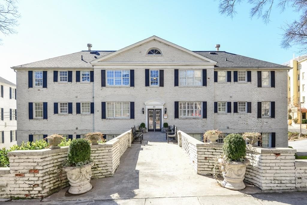 2 bedroom condominium sold at 25 Sheridan Drive 12, Atlanta, GA 30305