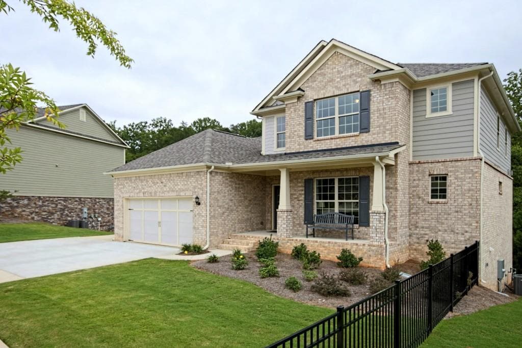 4 bedroom single family residence sold at 1179 Westgate Drive, Lilburn, GA 30047