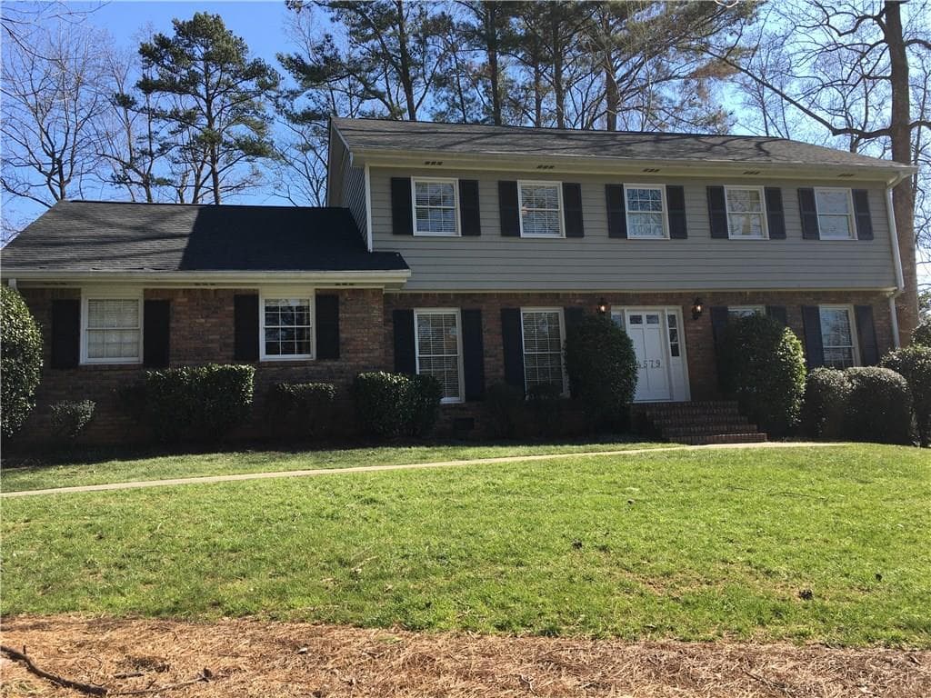 4 bedroom single family residence sold at 4579 Kings Down Way, Dunwoody, GA 30338