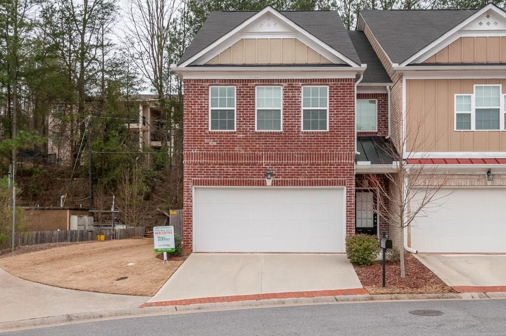 3 bedroom, 2,096 sq ft townhouse sold at 4005 WINDCREST Court 4005, Alpharetta, GA 30022