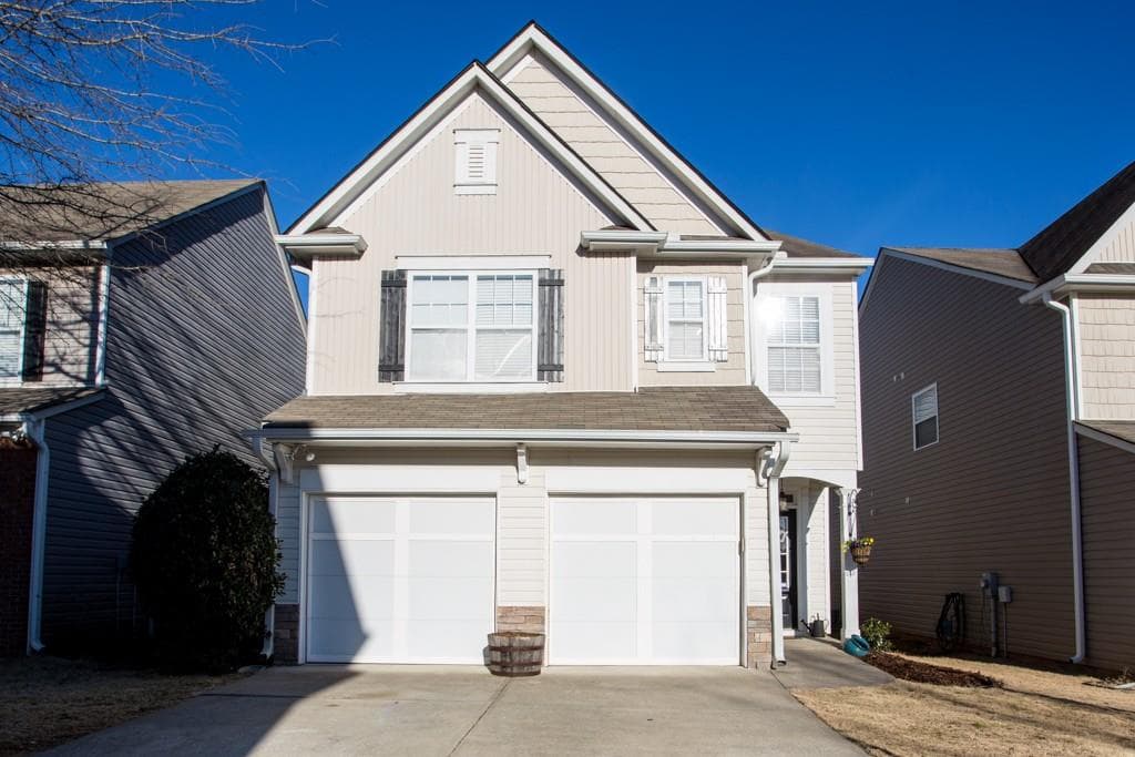 3 bedroom, 1,888 sq ft single family residence sold at 208 Arrowhead Lane, Canton, GA 30114