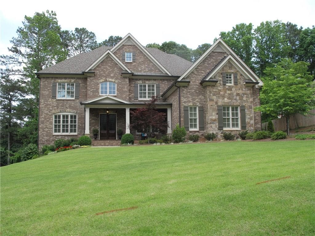 4290 Summit Drive, Marietta, GA 30068 — most recent listing photo