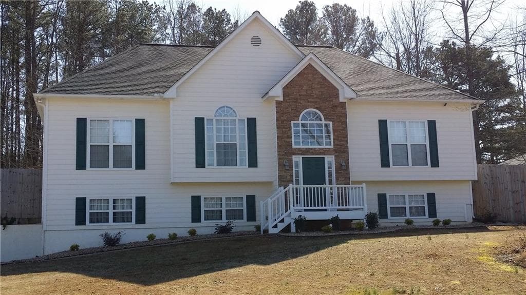 3 bedroom single family residence sold at 1028 Smithwyck Drive, Canton, GA 30115