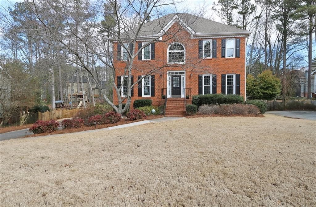 5 bedroom, 2,818 sq ft single family residence sold at 2086 Wilshire Drive, Marietta, GA 30064