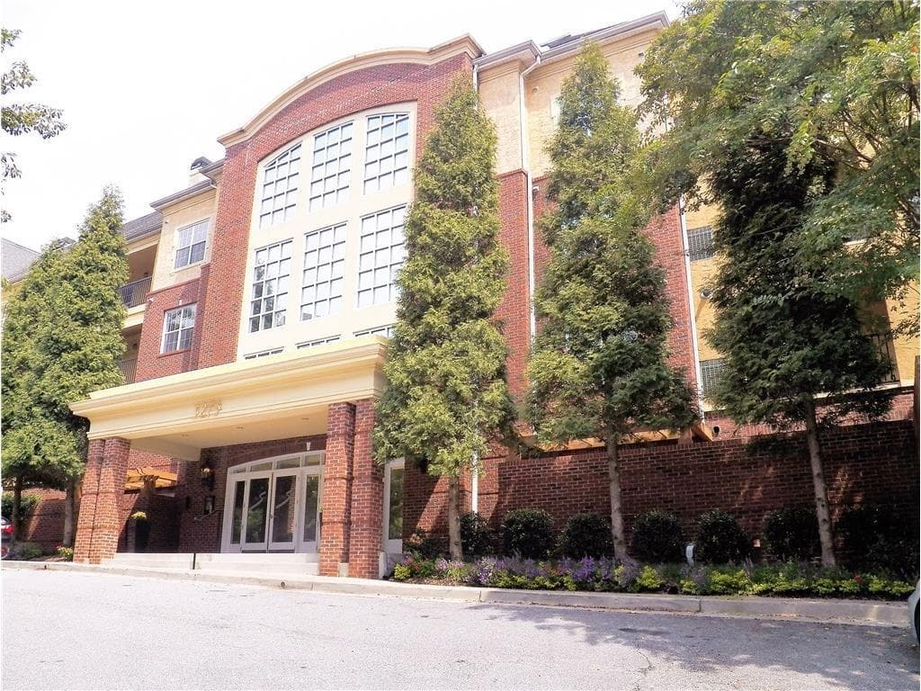 3275 Lenox Road 112, Atlanta, GA 30324 — most recent listing photo