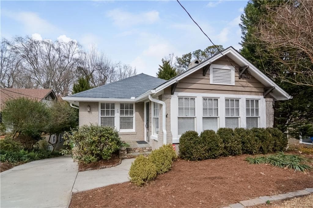 3 bedroom, 1,402 sq ft single family residence sold at 78 Peachtree Hills Avenue, Atlanta, GA 30305