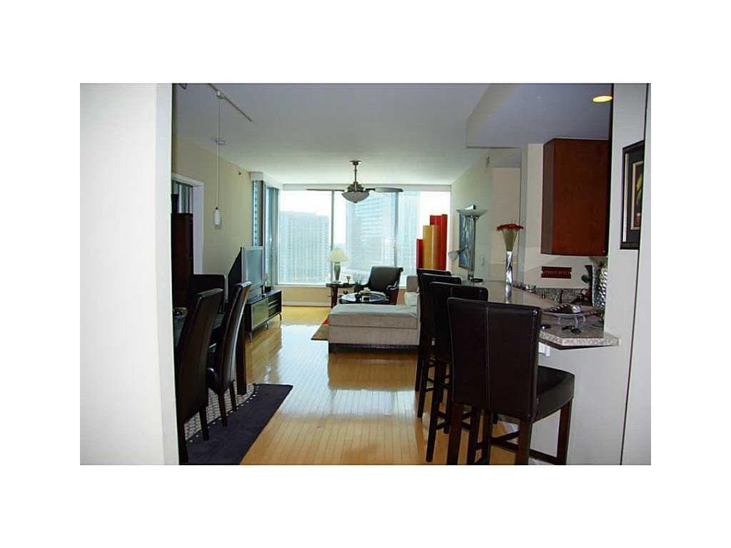 2 bedroom, 1,359 sq ft condominium sold at 3338 Peachtree Road 1908, Atlanta, GA 30326