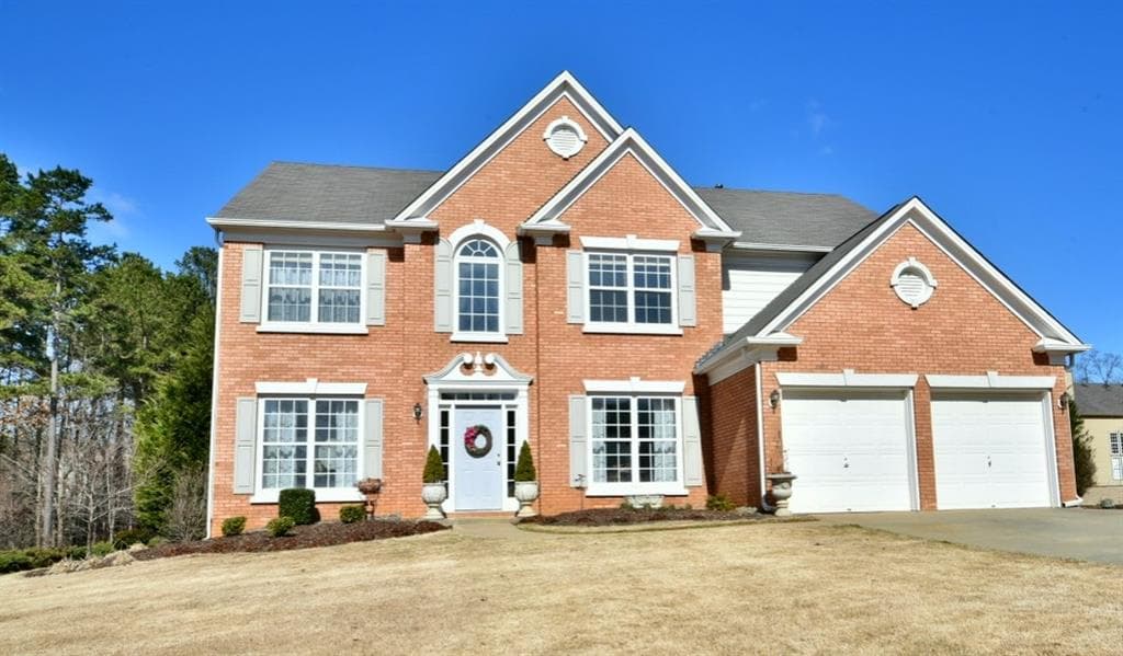 5195 AMBERDEN HALL Drive, Suwanee, GA 30024 — most recent listing photo