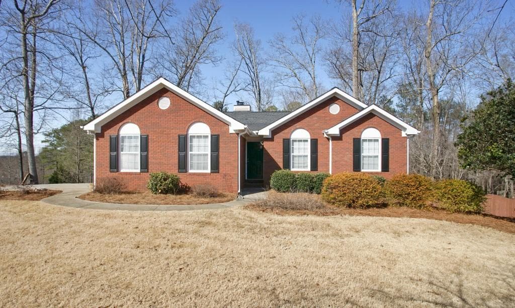 4 bedroom, 2,606 sq ft single family residence sold at 4920 Cripple Creek Court, Cumming, GA 30040