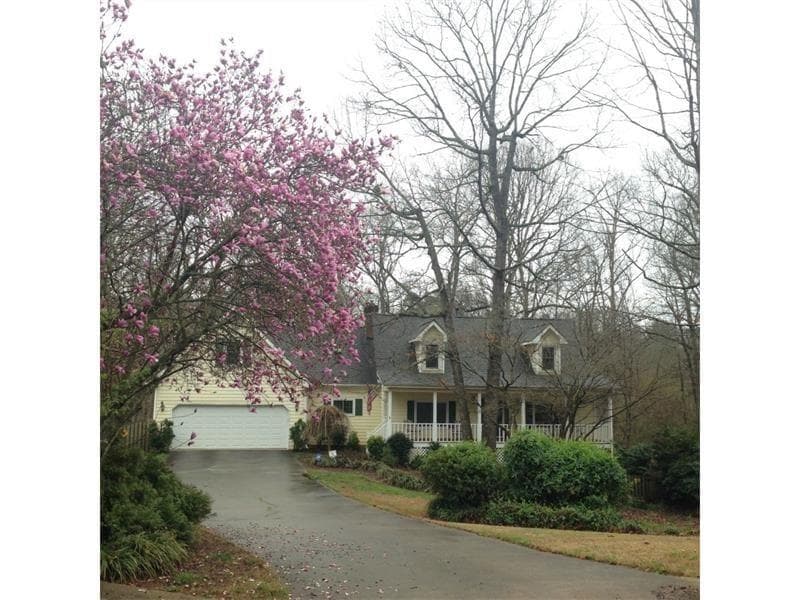 4 bedroom, 2,575 sq ft single family residence sold at 231 Timber Laurel Lane, Lawrenceville, GA 30043