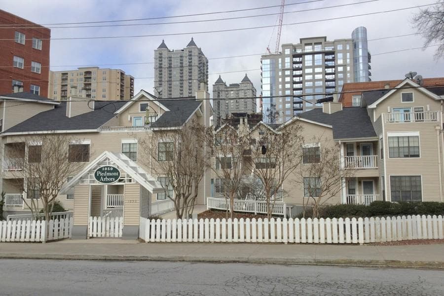 1 bedroom, 504 sq ft condominium sold at 1050 Piedmont Avenue 3, Atlanta, GA 30309
