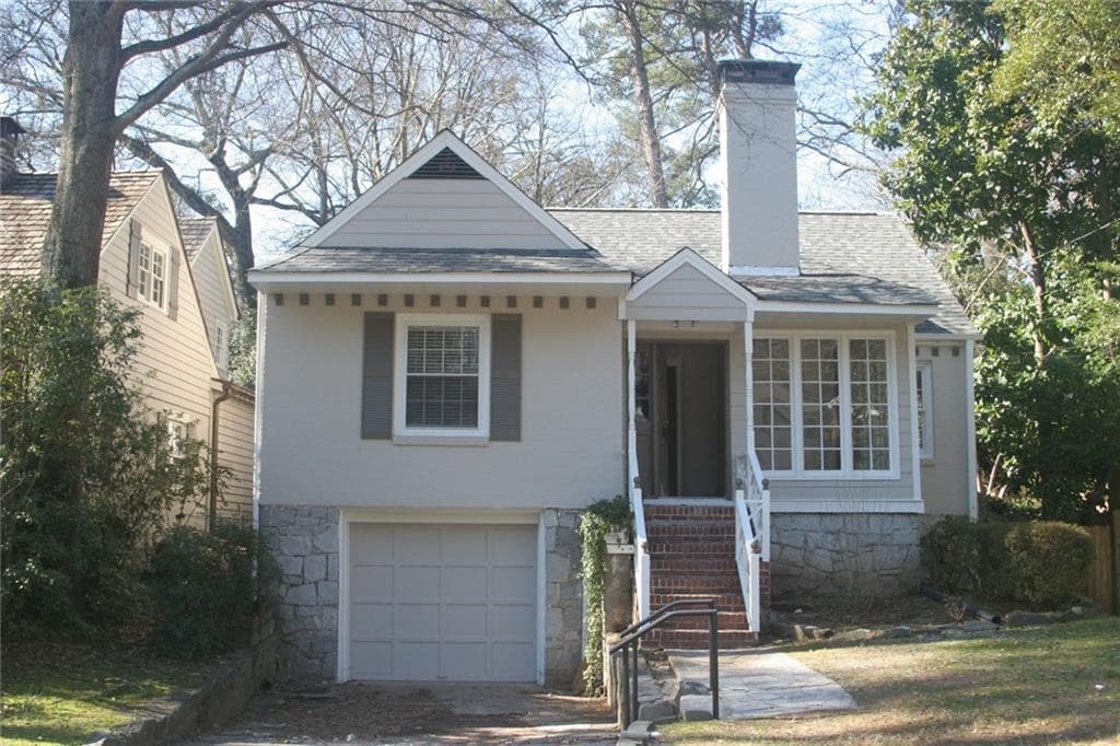 3 bedroom, 1,807 sq ft single family residence sold at 2806 Alpine Road, Atlanta, GA 30305