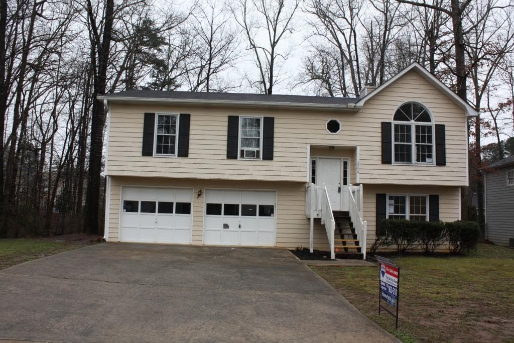 3 bedroom, 2,006 sq ft single family residence sold at 2990 Windwood Trail, Lawrenceville, GA 30044