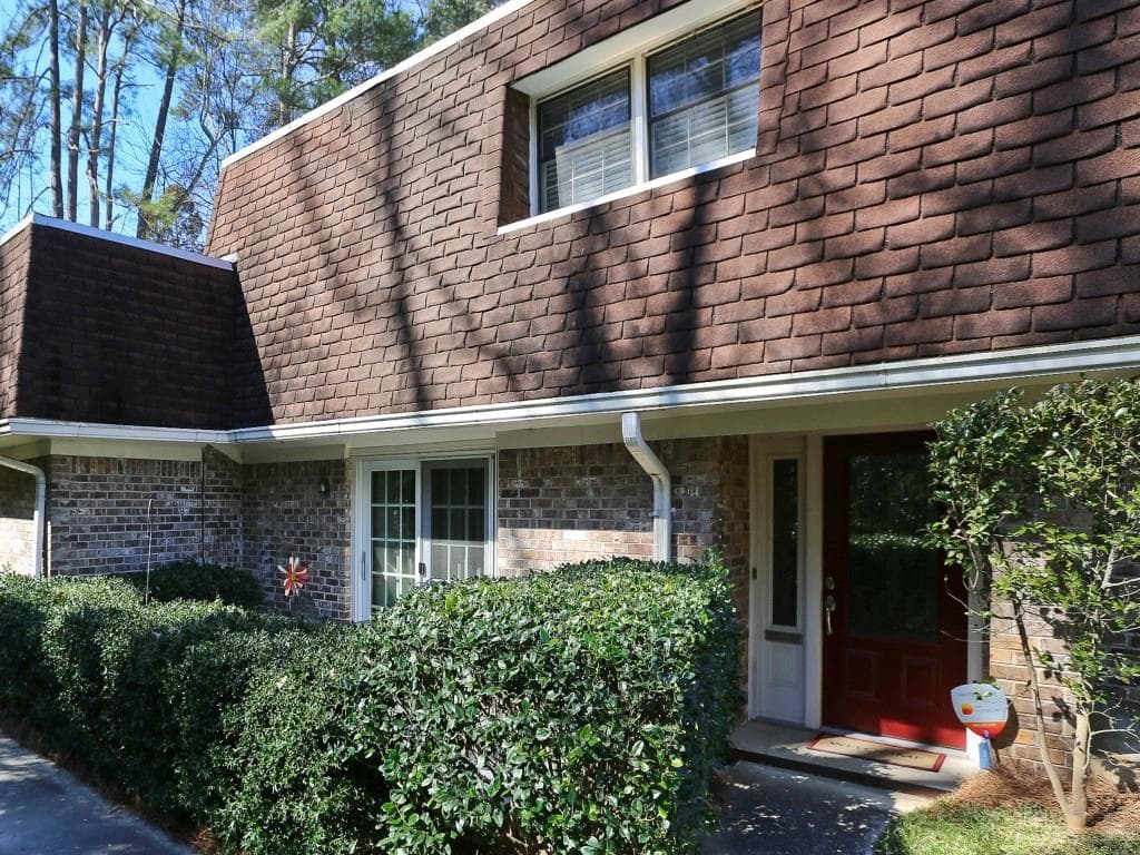 3 bedroom, 1,700 sq ft townhouse sold at 1160 Hampton Way 1160, Atlanta, GA 30324