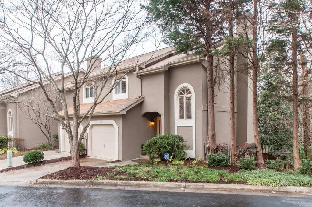 3 bedroom, 2,077 sq ft townhouse sold at 1210 Brookhaven Woods Court 0, Atlanta, GA 30319