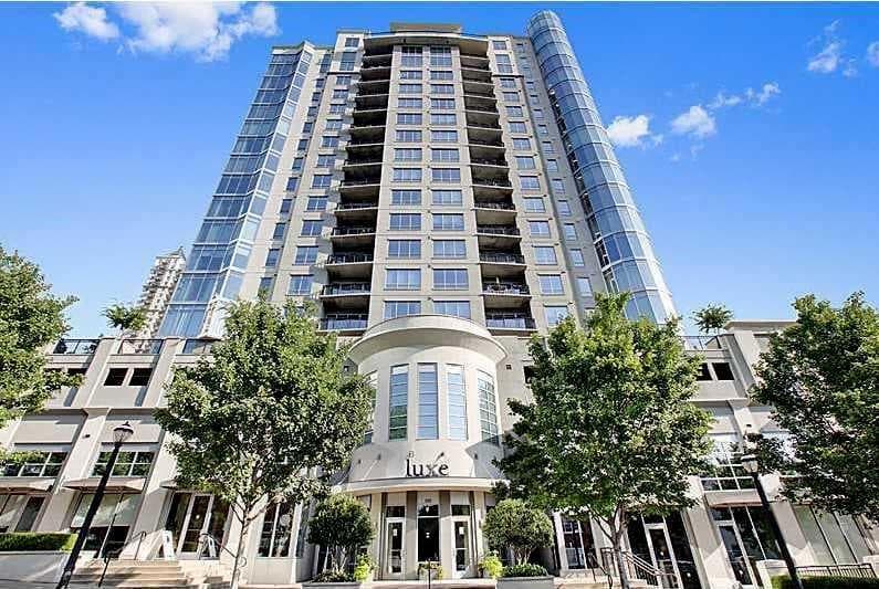 2 bedroom, 1,820 sq ft condominium sold at 222 12th Street 1906, Atlanta, GA 30309