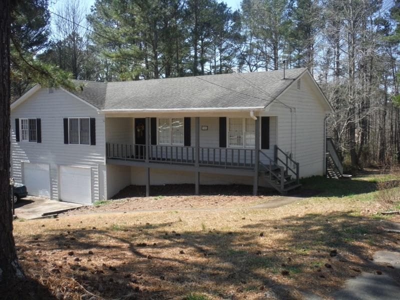 301 HILL CREST Circle, Woodstock, GA 30188 — most recent listing photo