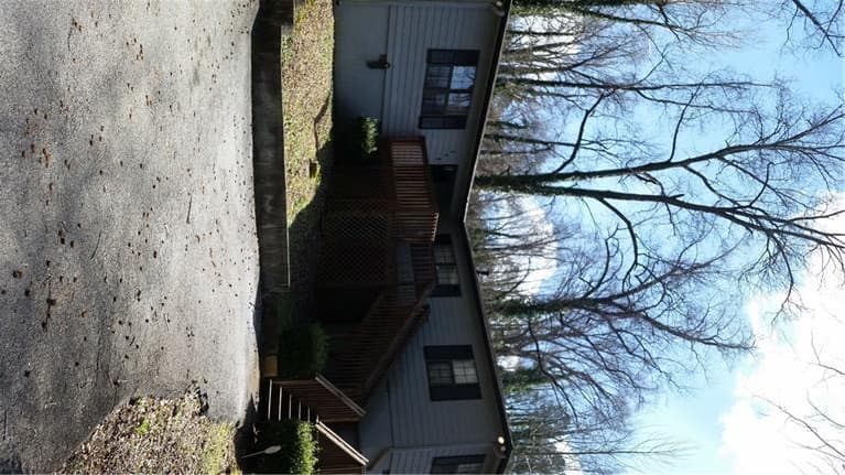 4 bedroom, 1,766 sq ft single family residence sold at 724 Lynhurst Drive, Atlanta, GA 30311