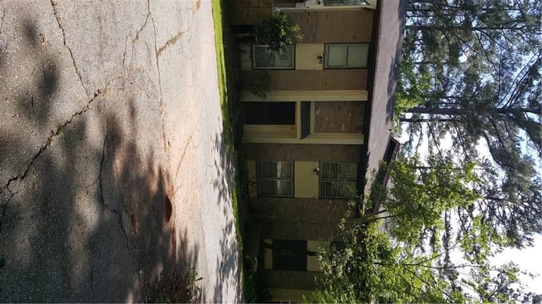 3 bedroom townhouse sold at 79 Flint River Road 14D, Riverdale, GA 30274