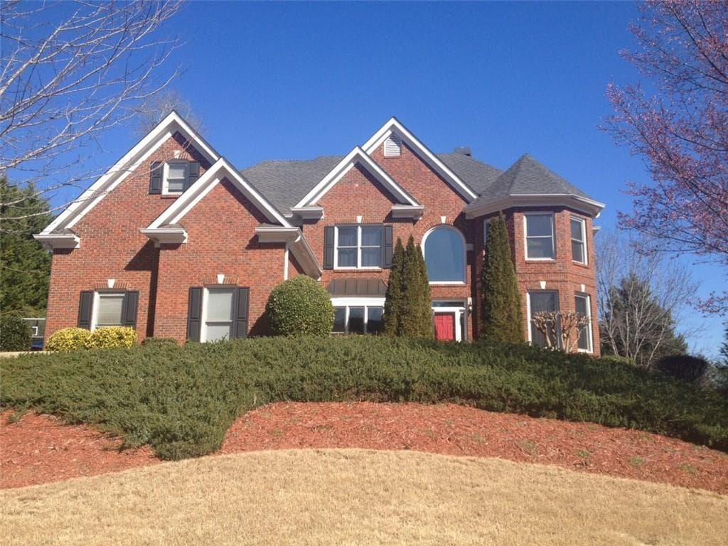 8 bedroom, 3,831 sq ft single family residence sold at 6625 Stillmeadow Drive, Cumming, GA 30040