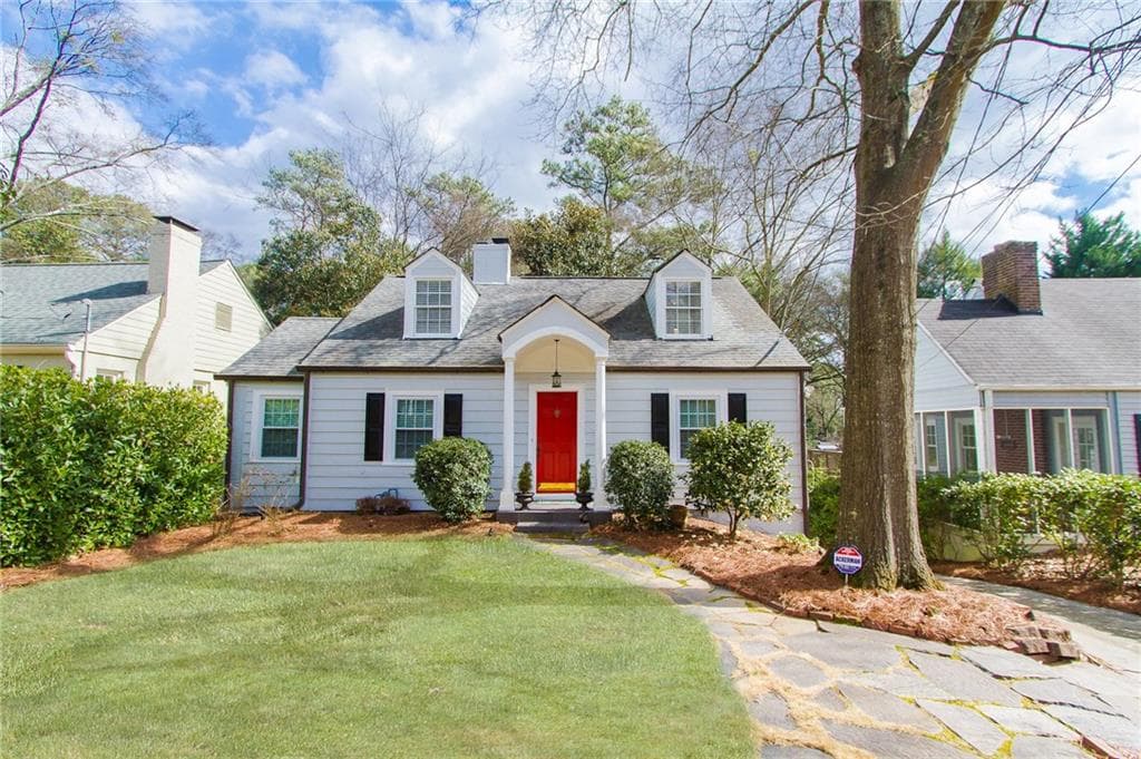 3 bedroom single family residence sold at 2885 Elliott Circle, Atlanta, GA 30305