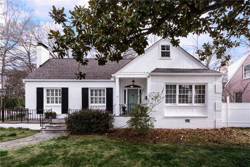 4 bedroom, 3,218 sq ft single family residence sold at 619 Clairemont Avenue, Decatur, GA 30030
