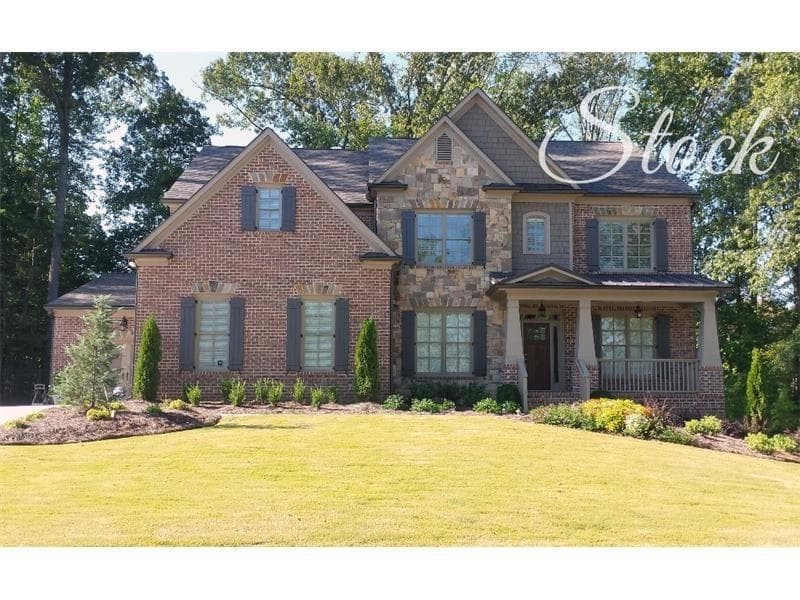 5 bedroom, 4,072 sq ft single family residence sold at 7730 Nesbit Ferry Road, Atlanta, GA 30350