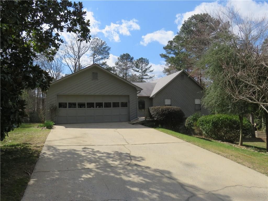 2900 HADRIAN Drive, Snellville, GA 30078 — most recent listing photo