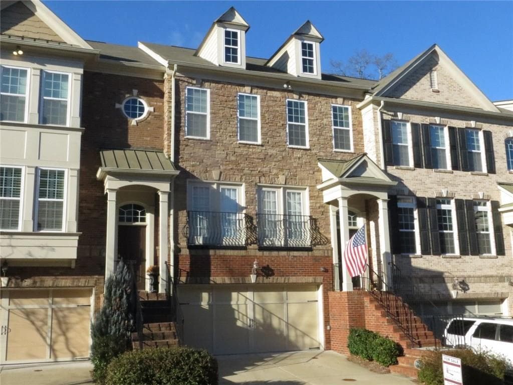4 bedroom, 2,256 sq ft townhouse sold at 2513 Ashwicke Drive 17, Atlanta, GA 30339
