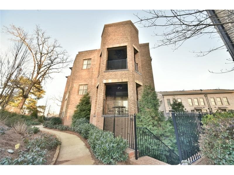 6 bedroom, 4,006 sq ft townhouse sold at 3631 Habersham Road 43, Atlanta, GA 30305
